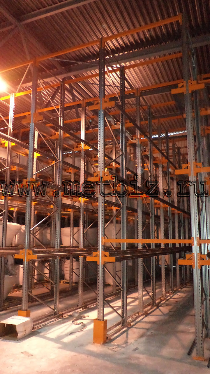 Глубинные стеллажи - 736 п/м. Глубинные стеллажи - 736 п/м.